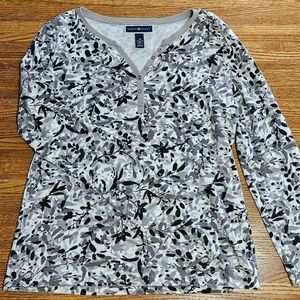 Karen Scott Grey Floral Half Button Top Size M
